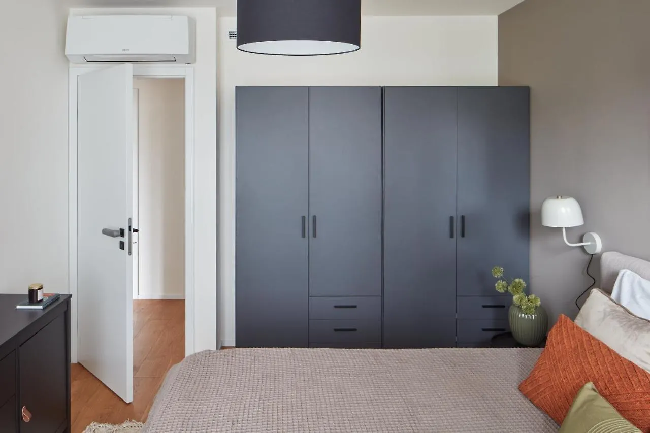 Prague Days - Designer Apts - Garage - Terrace - Easy City Access 0*,