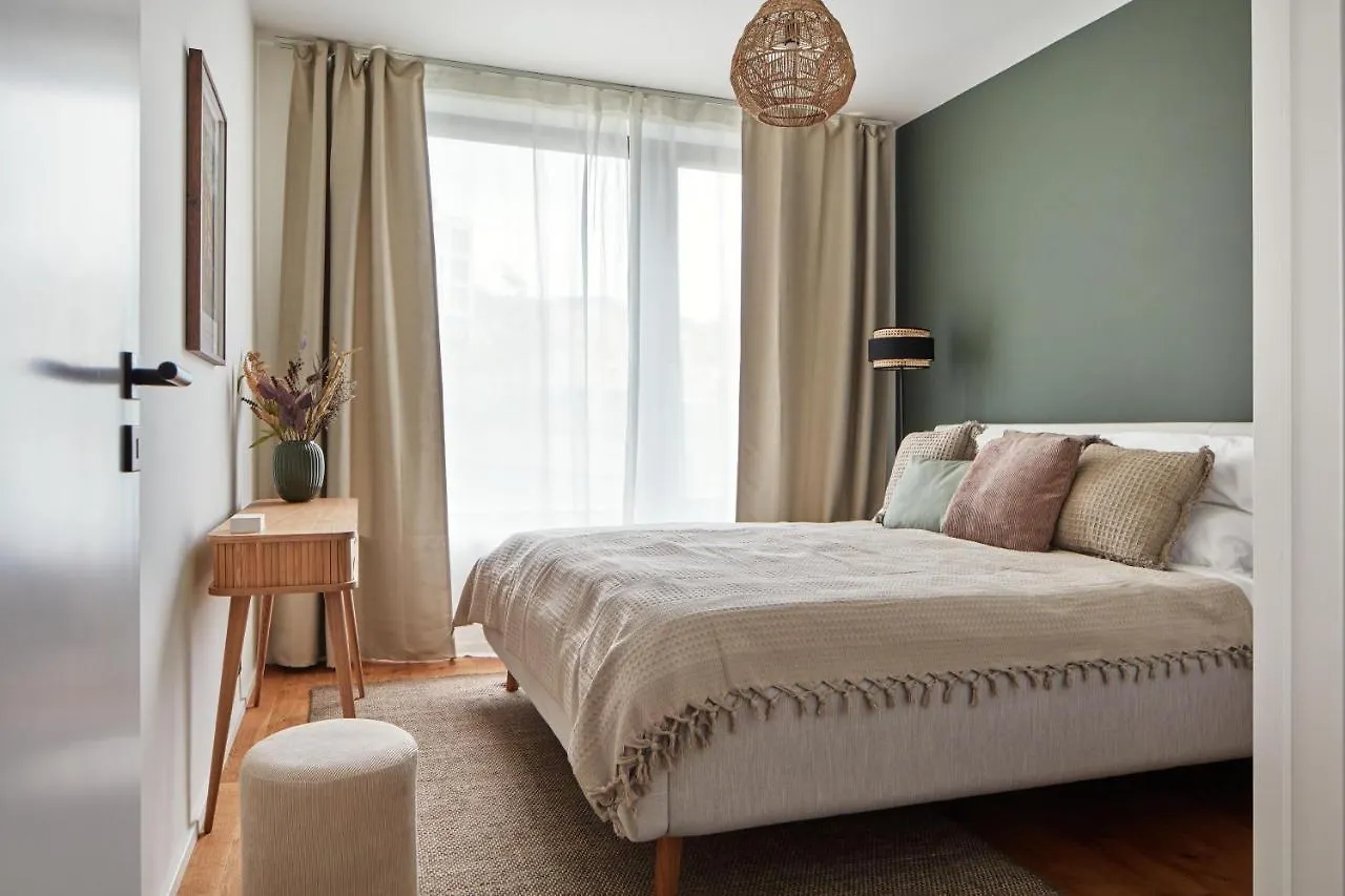 Prague Days - Designer Apts - Garage - Terrace - Easy City Access 0*,  Czech Republic