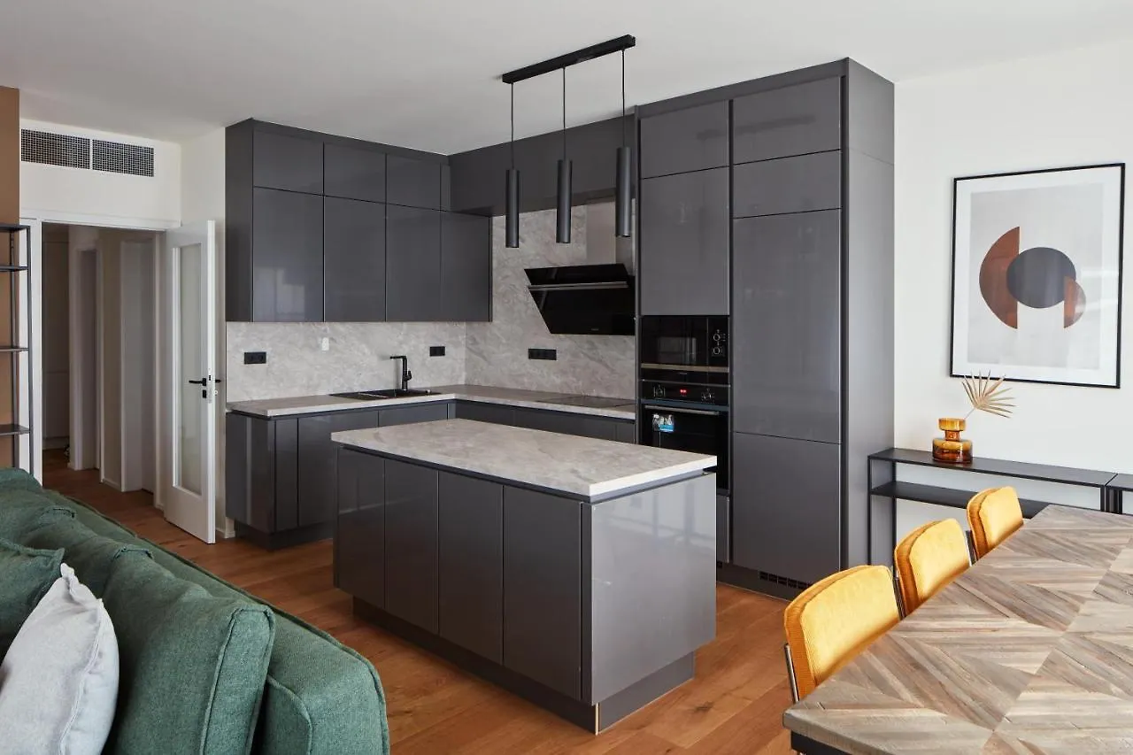 Apartment Prague Days - Designer Apts - Garage - Terrace - Easy City Access Czech Republic