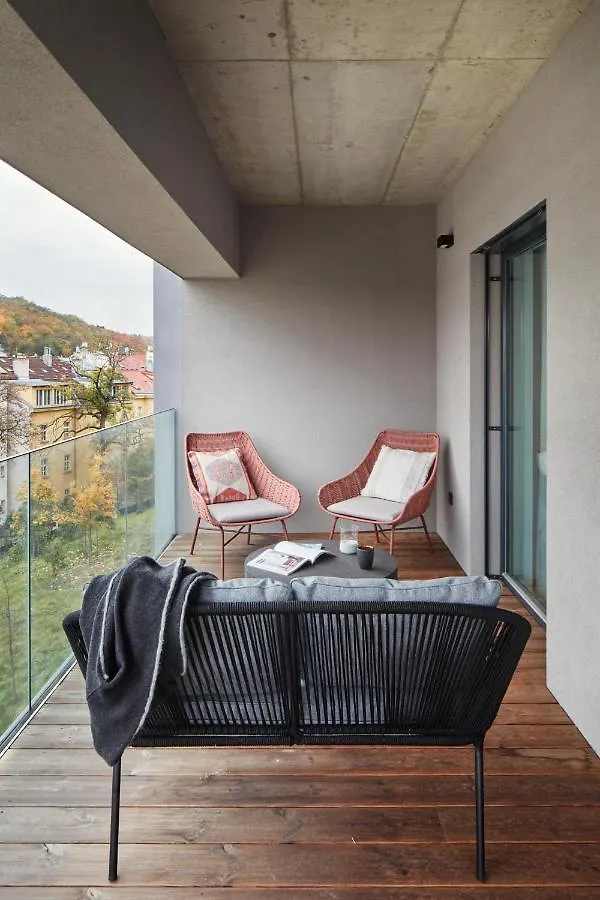Apartment Prague Days - Designer Apts - Garage - Terrace - Easy City Access