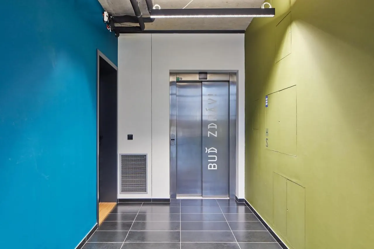 Prague Days - Designer Apts - Garage - Terrace - Easy City Access 0*,